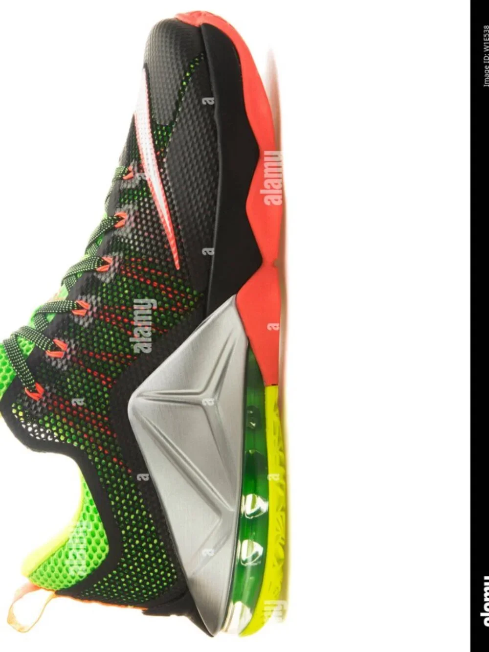 Nike Lebron XII 12 Low Remix Black Metallic Silver Green Sneakers Size 12